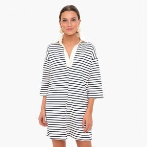 Tuckernuck Black & Cream Striped
Ashton Polo Collared Shift Dress
Size Large